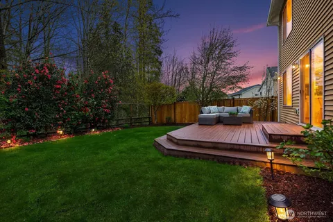 $1,298,000 | 2016 250th Place Southeast, Sammamish, WA 98075