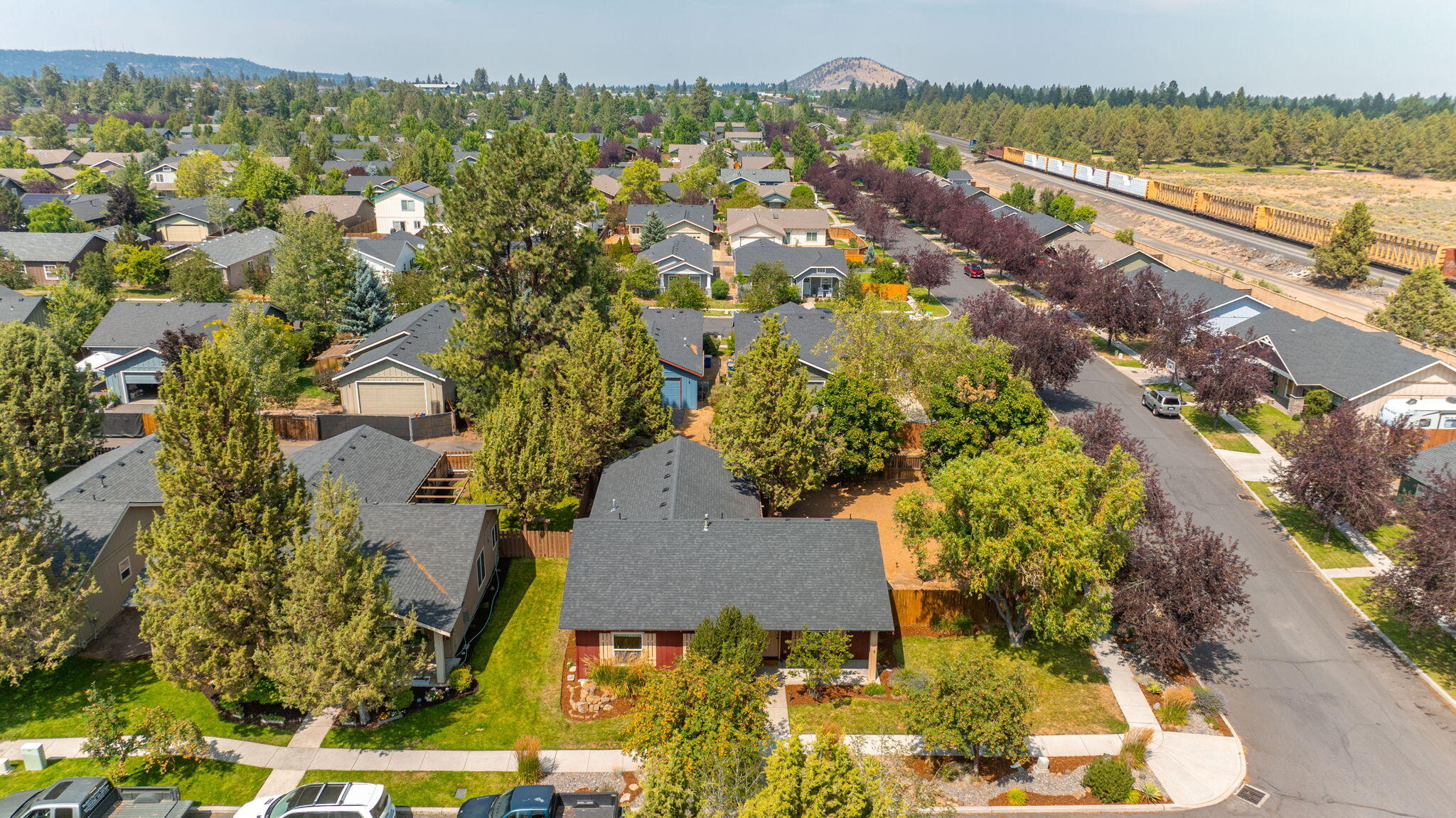 61209 Larkspur Loop Bend, OR 97702 - Photo 34 of 39 17-web-or-mls-Riley Visuals-17