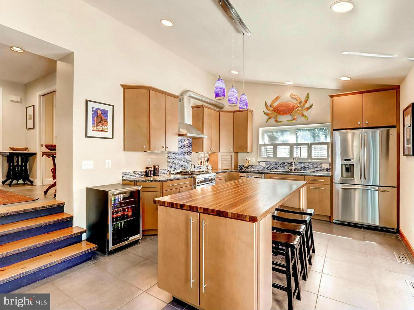 320 Weatherbee Road Towson, MD 21286 - Photo 2 of 30 Kitchen