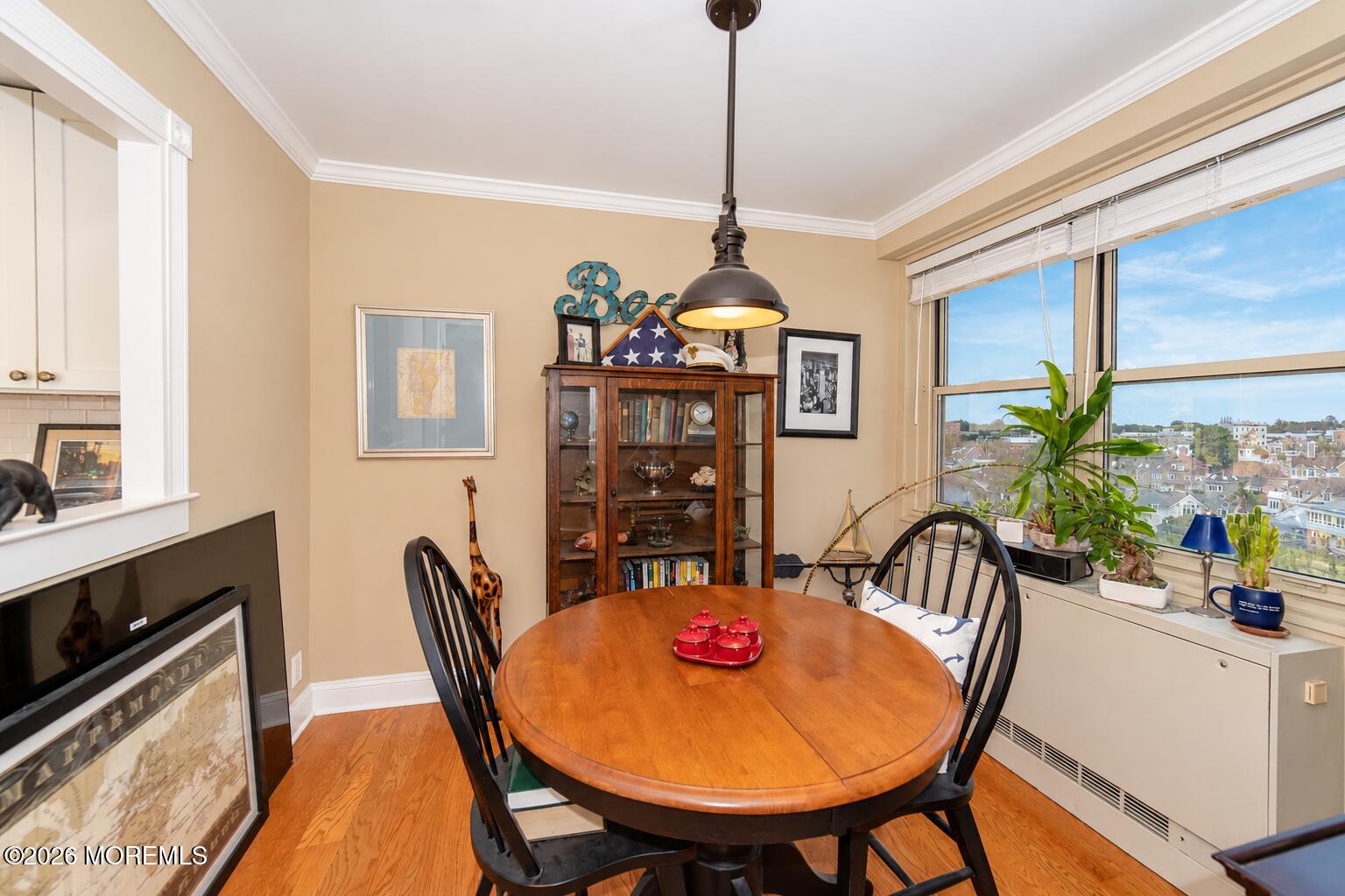 28 Riverside Avenue, Unit 6B Red Bank, NJ 07701 - Photo 10 of 31 Warm and inviting dining room Image Sep