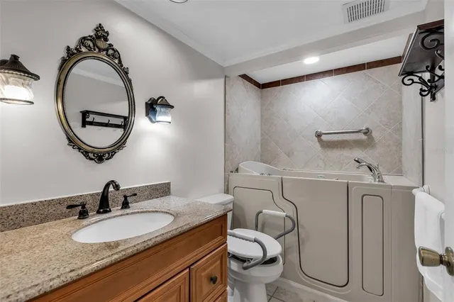 $274,900 | 3107 Windrush Bourne, Sarasota, FL 34235