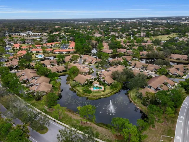 $274,900 | 3107 Windrush Bourne, Sarasota, FL 34235