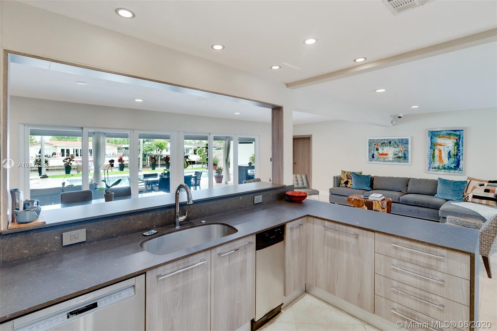 2253 Keystone Boulevard North Miami, FL 33181 - Photo 13 of 49