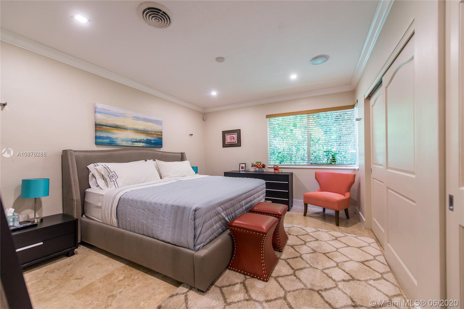 2253 Keystone Boulevard North Miami, FL 33181 - Photo 25 of 49