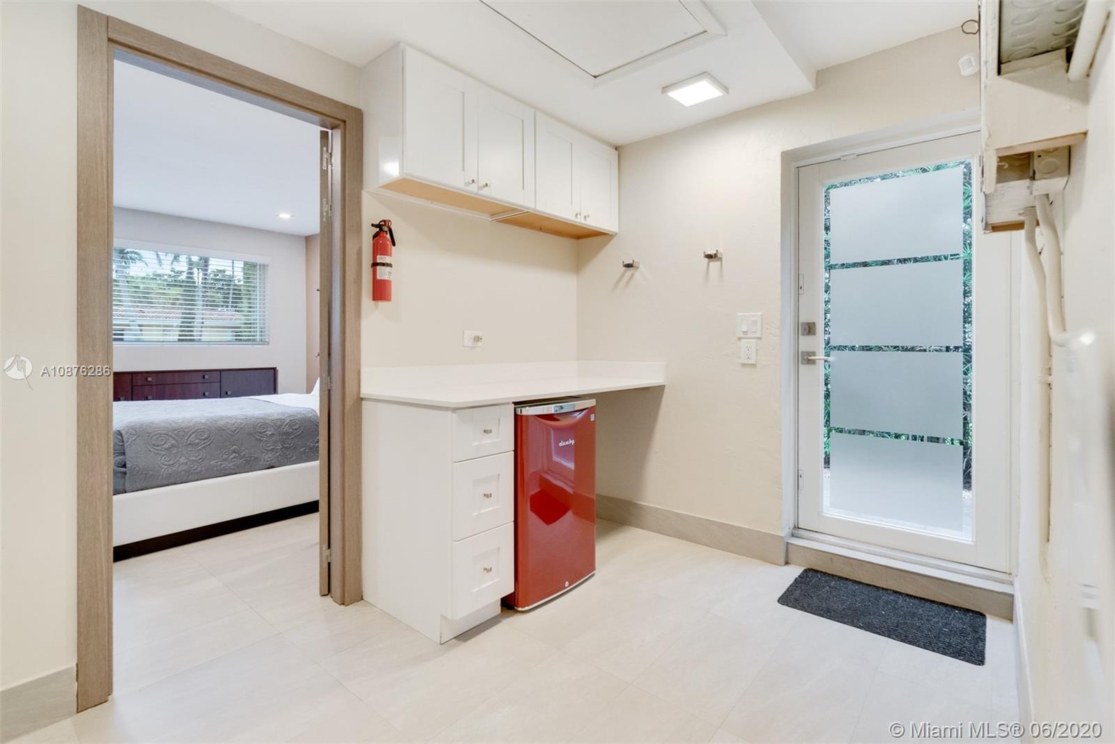 2253 Keystone Boulevard North Miami, FL 33181 - Photo 29 of 49