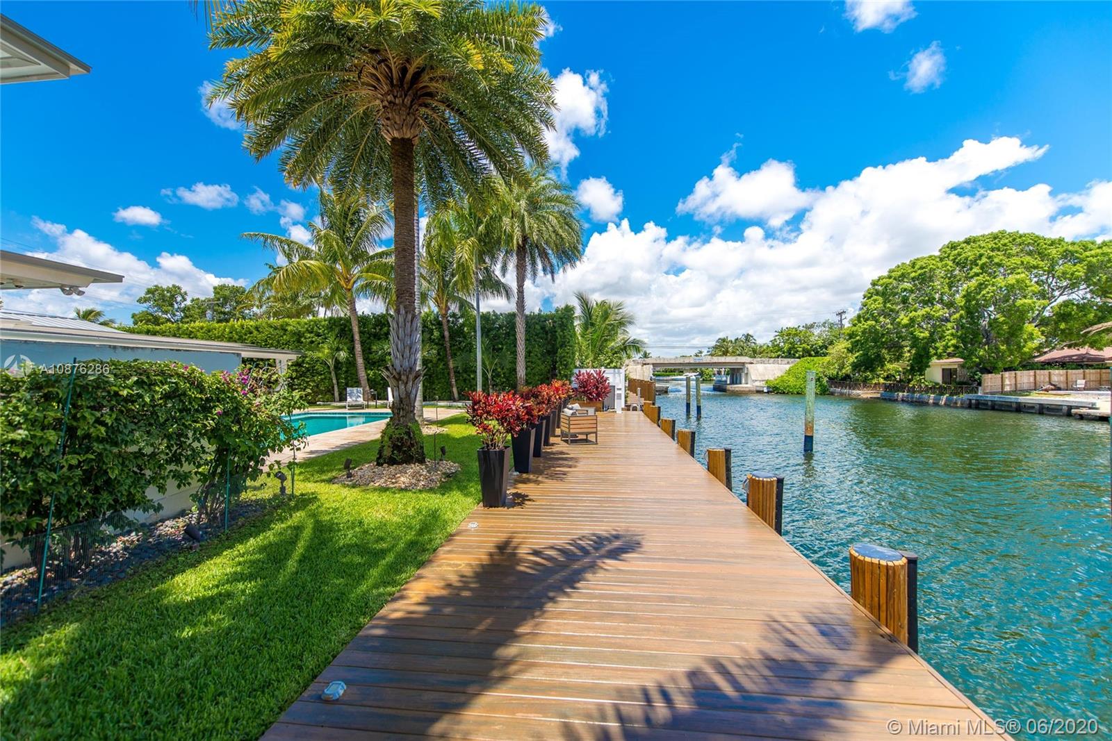 2253 Keystone Boulevard North Miami, FL 33181 - Photo 45 of 49
