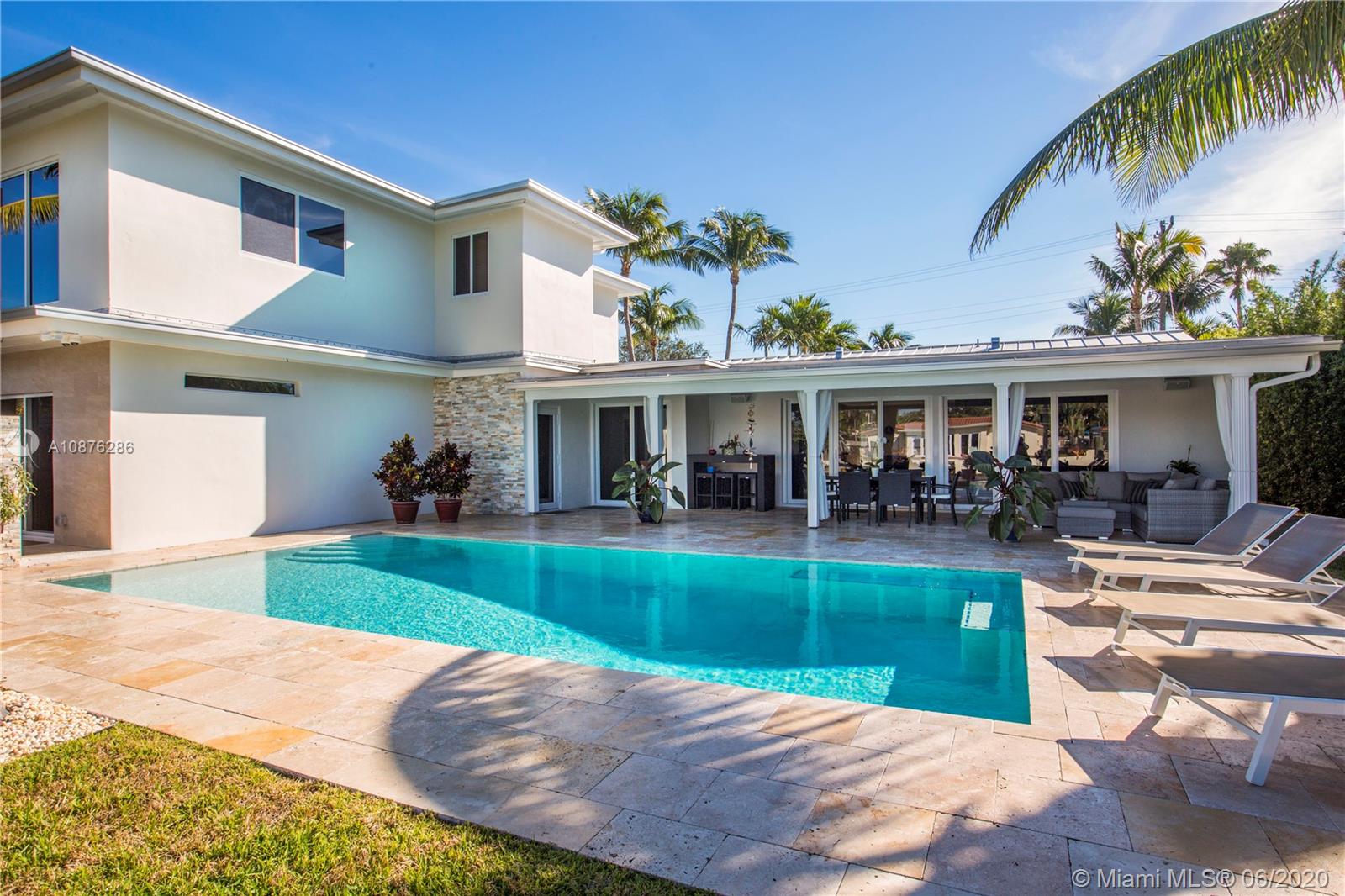 2253 Keystone Boulevard North Miami, FL 33181 - Photo 7 of 49
