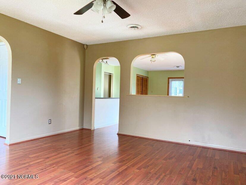 502 Dennis Road Jacksonville, NC 28546 - Photo 9 of 35 244518055_897455157816053_55482186194492
