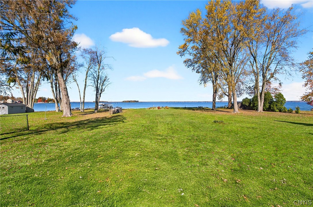 7171 Lakeshore Road Cicero, NY 13039 - Photo 20 of 26