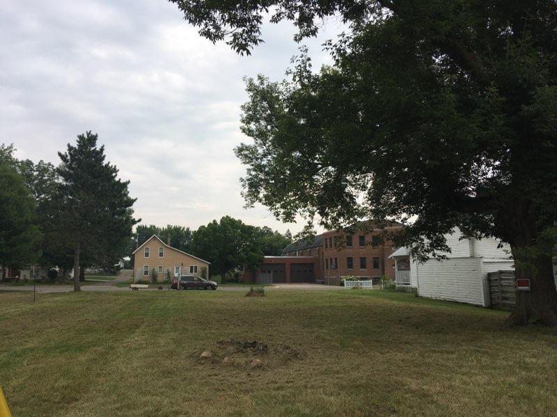 230 3rd Avenue Northwest Milaca, MN 56353 - Photo 3 of 5