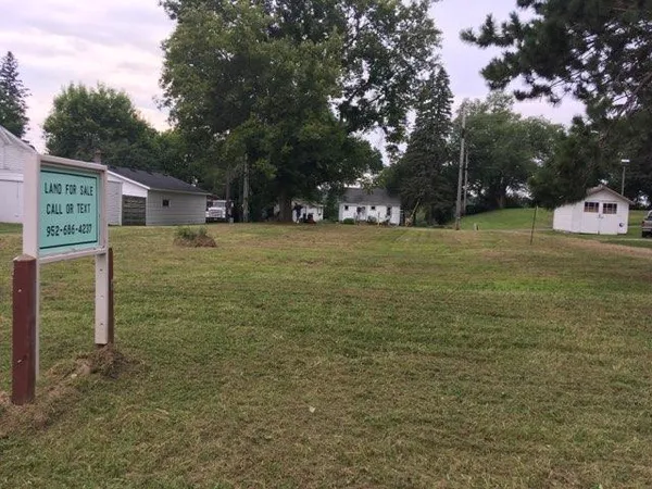 $49,900 | 230 3rd Avenue Northwest, Milaca, MN 56353