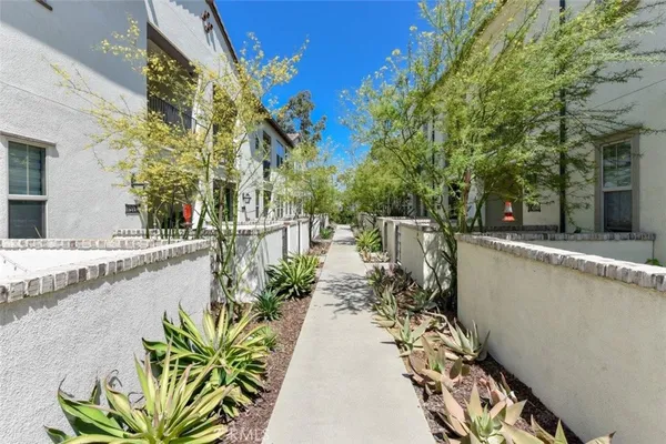 $4,150 | 1012 El Paseo, Lake Forest, CA 92610