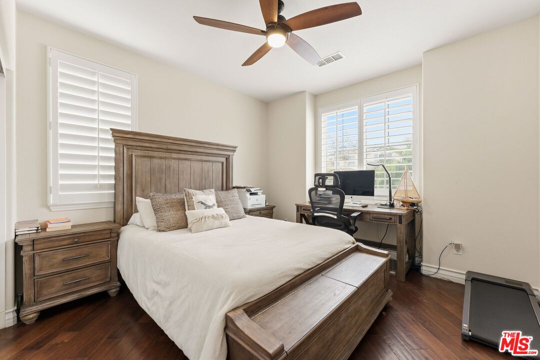 11564 Apulia Court Porter Ranch, CA 91326 - Photo 23 of 52