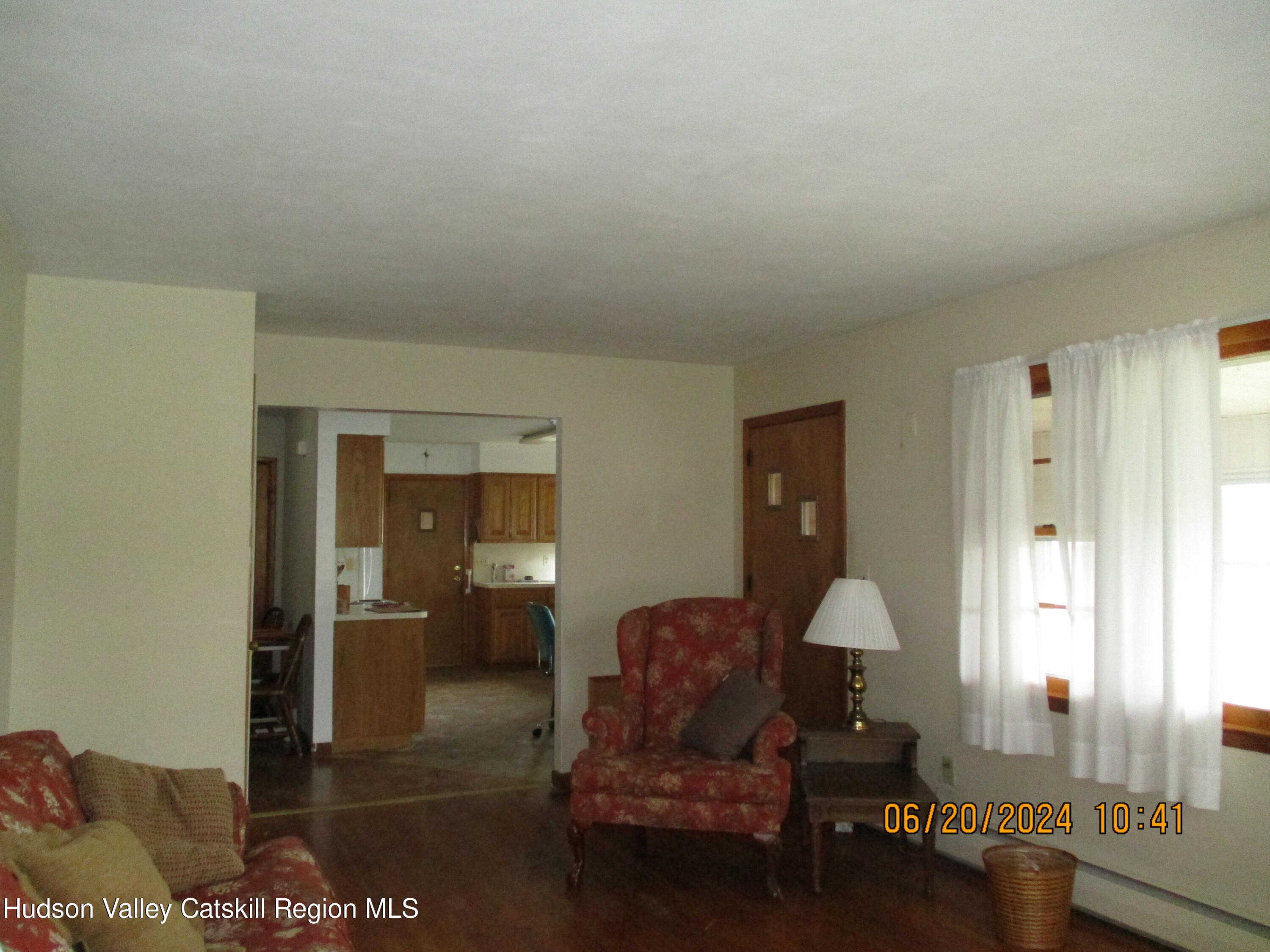 611 Plainfield Street Kingston, NY 12401 - Photo 2 of 27 a living room with furniture