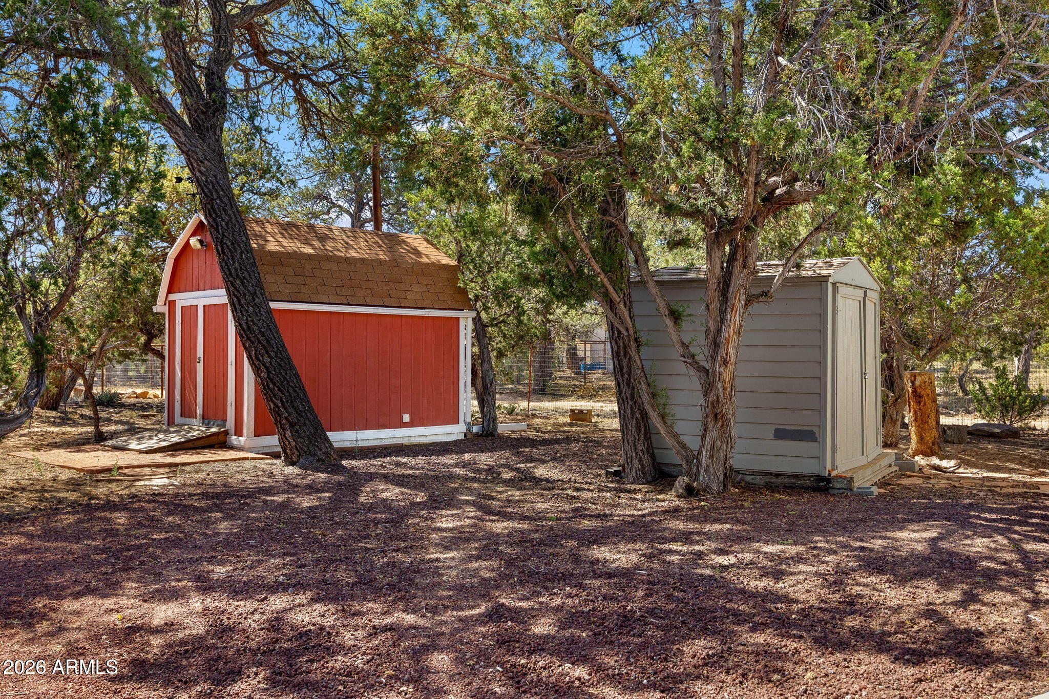 3069 Aspen Road Overgaard, AZ 85933 - Photo 24 of 40 a view of outdoor space and yard