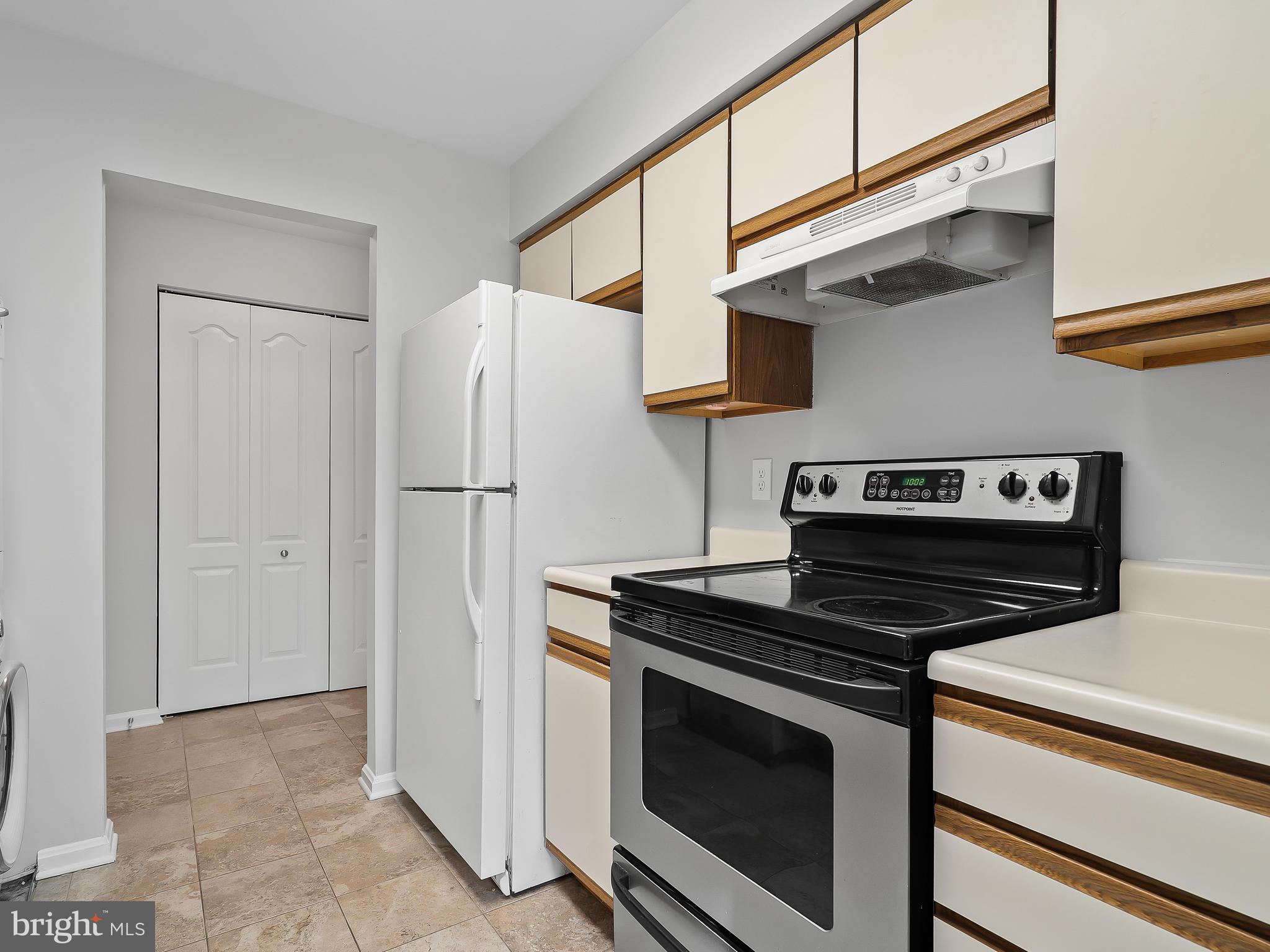 8561 Falls Run Road, Unit H Ellicott City, MD 21043 - Photo 18 of 33