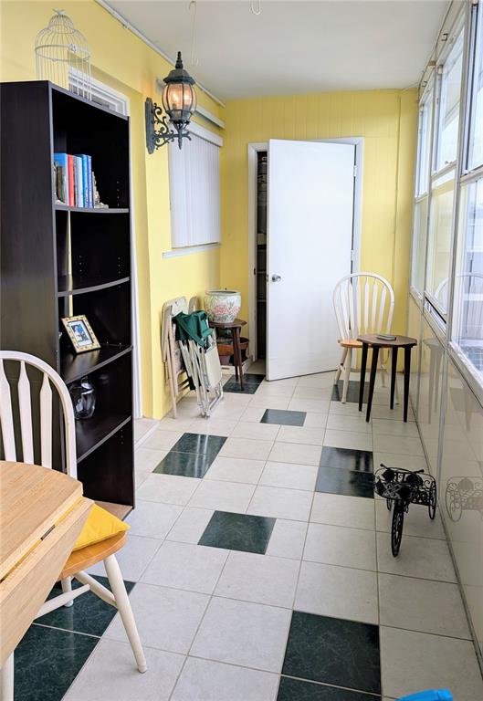 8055 112th Street North, Unit 403 Seminole, FL 33772 - Photo 25 of 37 a view of a living room and dining room