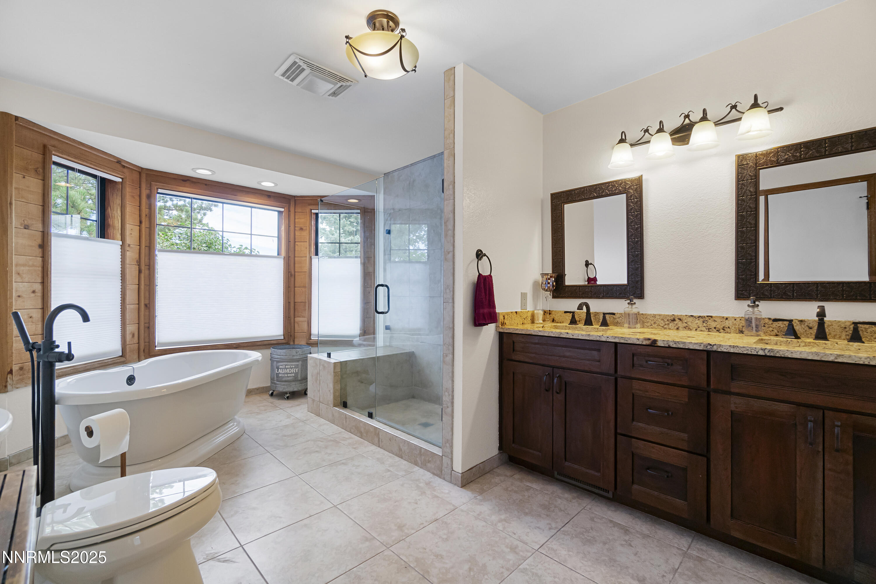 1358 Windmill Road Gardnerville, NV 89410 - Photo 19 of 26 DSC06854