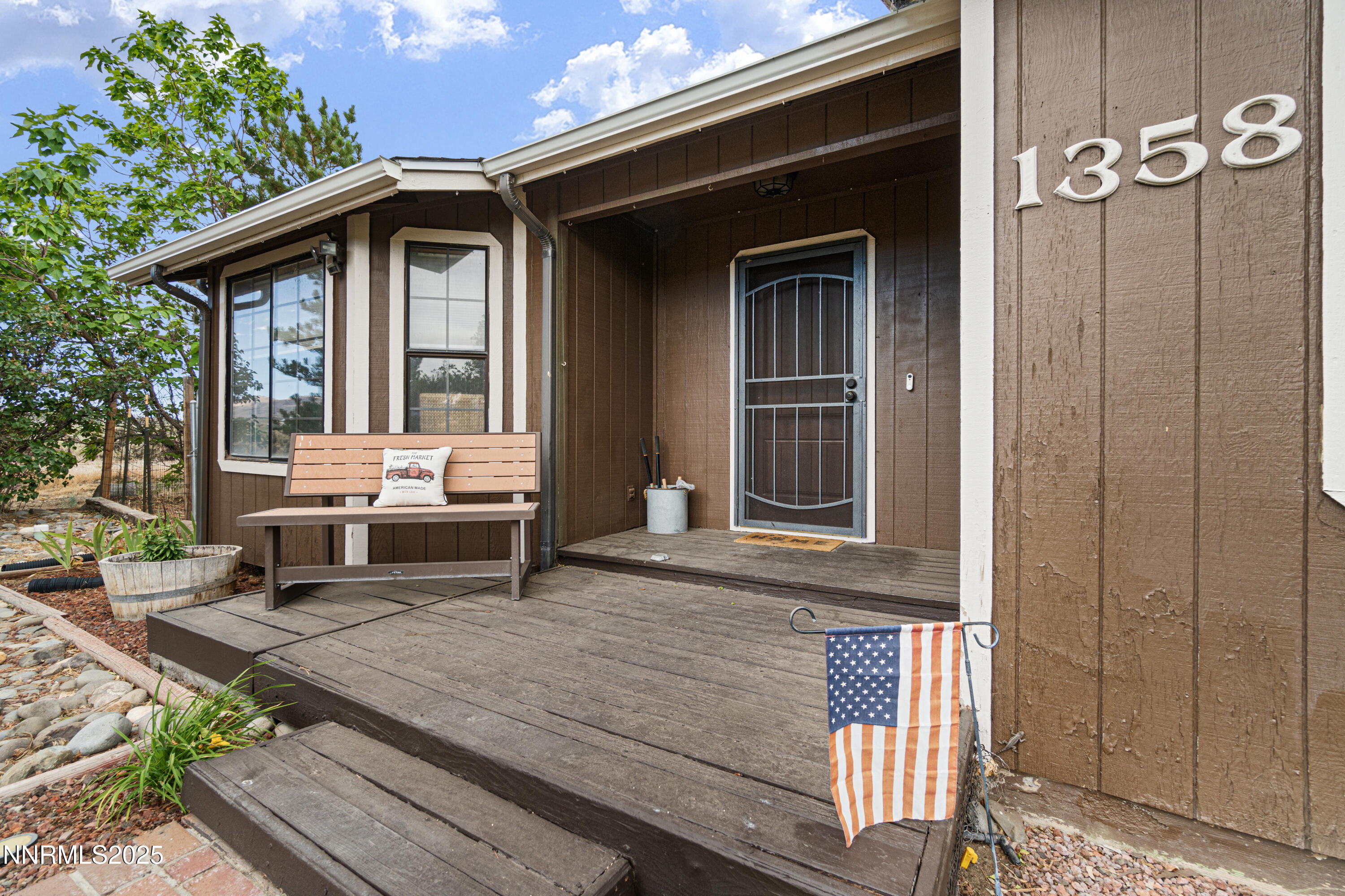 1358 Windmill Road Gardnerville, NV 89410 - Photo 8 of 26 DSC06549