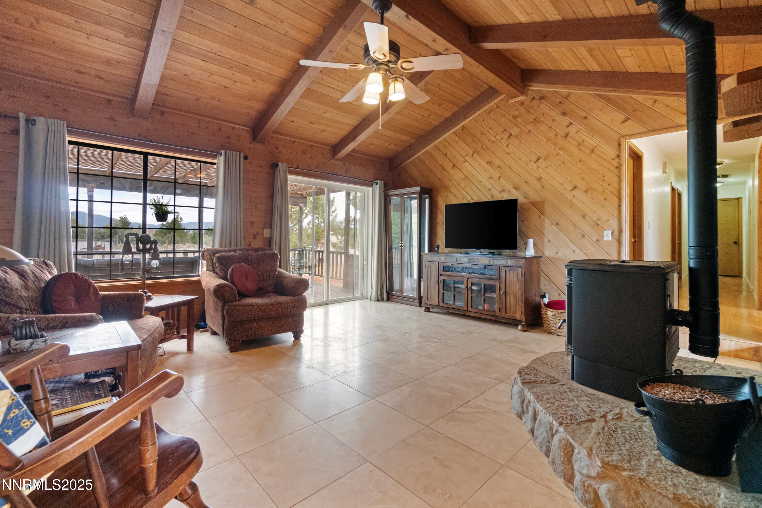 1358 Windmill Road Gardnerville, NV 89410 - Photo 9 of 26 DSC06579