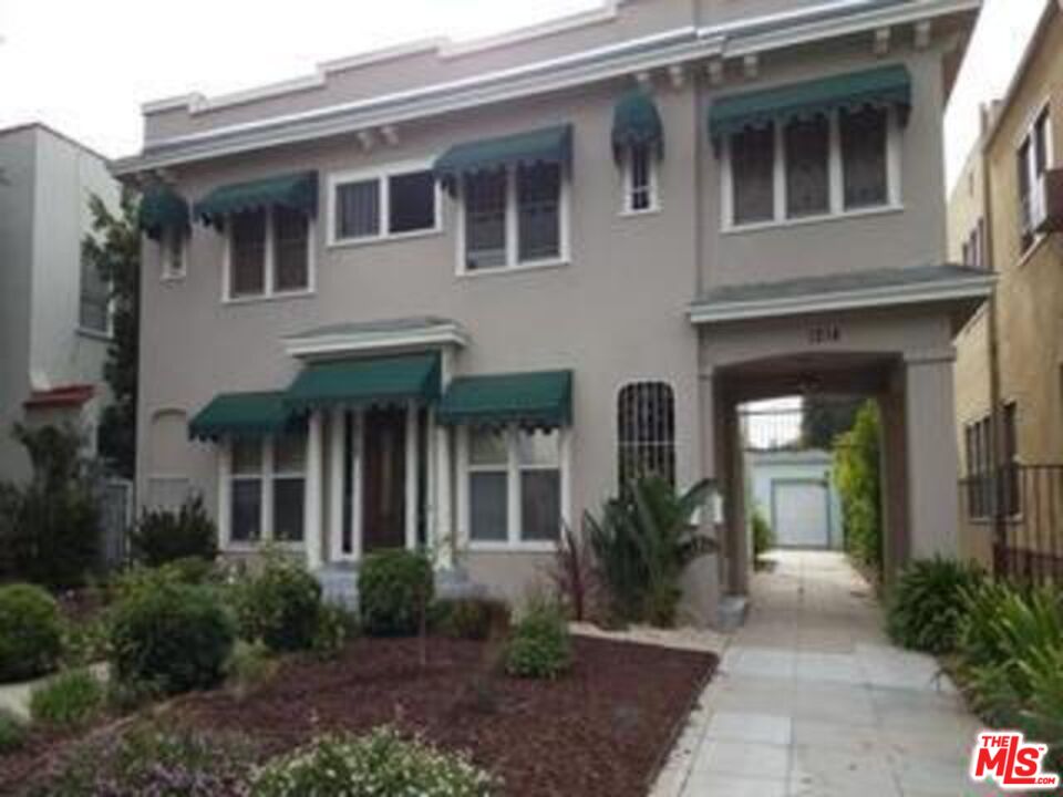 1212 South Tremaine Ave  