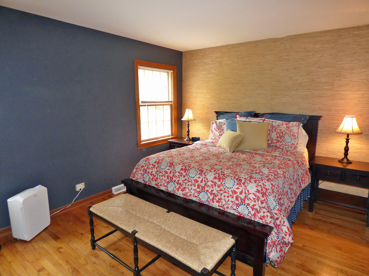 41W121 Whitney Road St. Charles, IL 60175 - Photo 14 of 35 a bedroom with a bed a table and chair