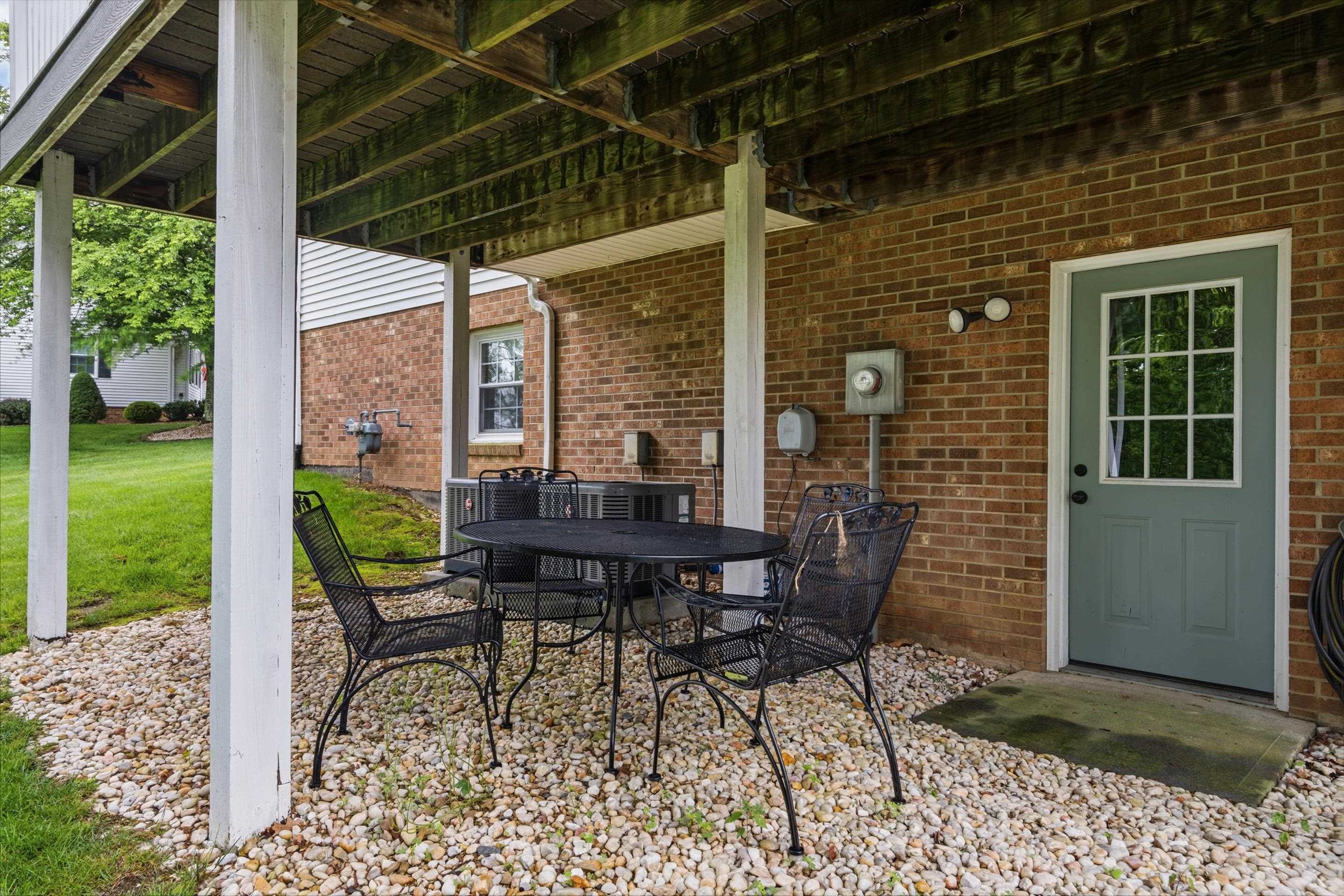 102 Vista Ridge Radford, VA 24141 - Photo 5 of 40 Gallery Image 5