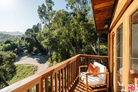 $1,699,000 | 517 Canon View Trail, Topanga, CA 90290
