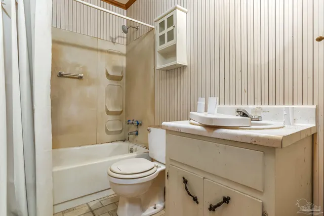 $139,700 | 2800 Crabtree Church Road, Molino, FL 32577