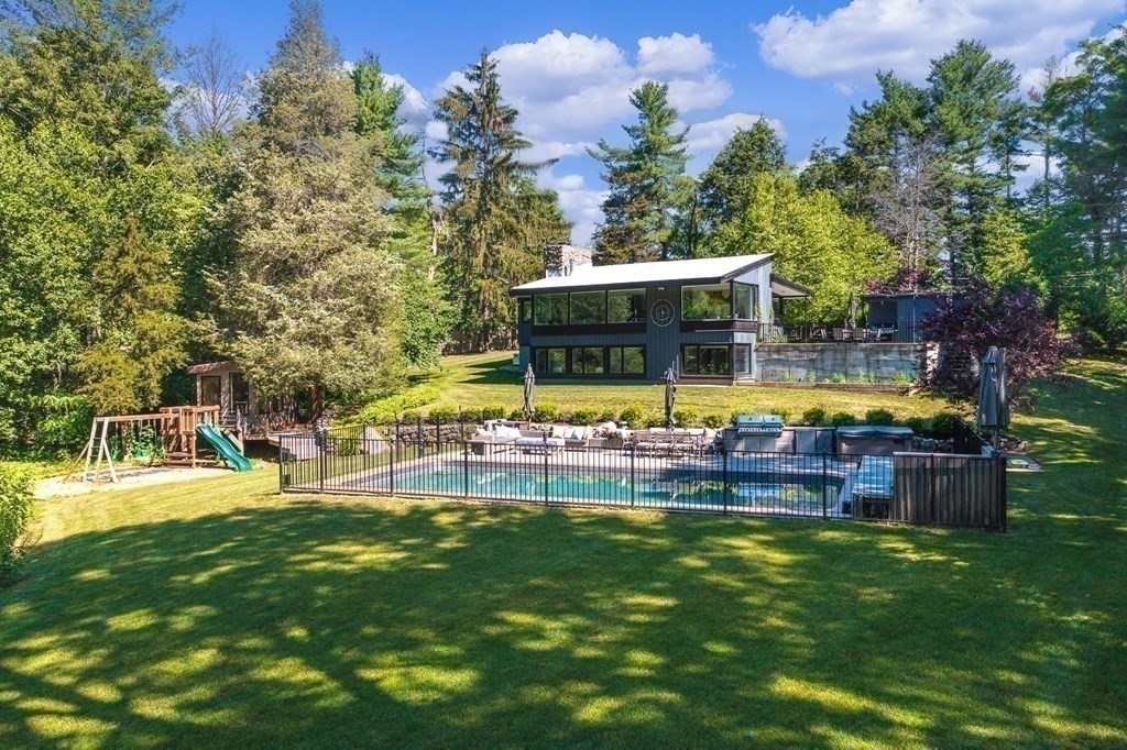 536 Glen Road Weston, MA 02493 - Photo 32 of 37