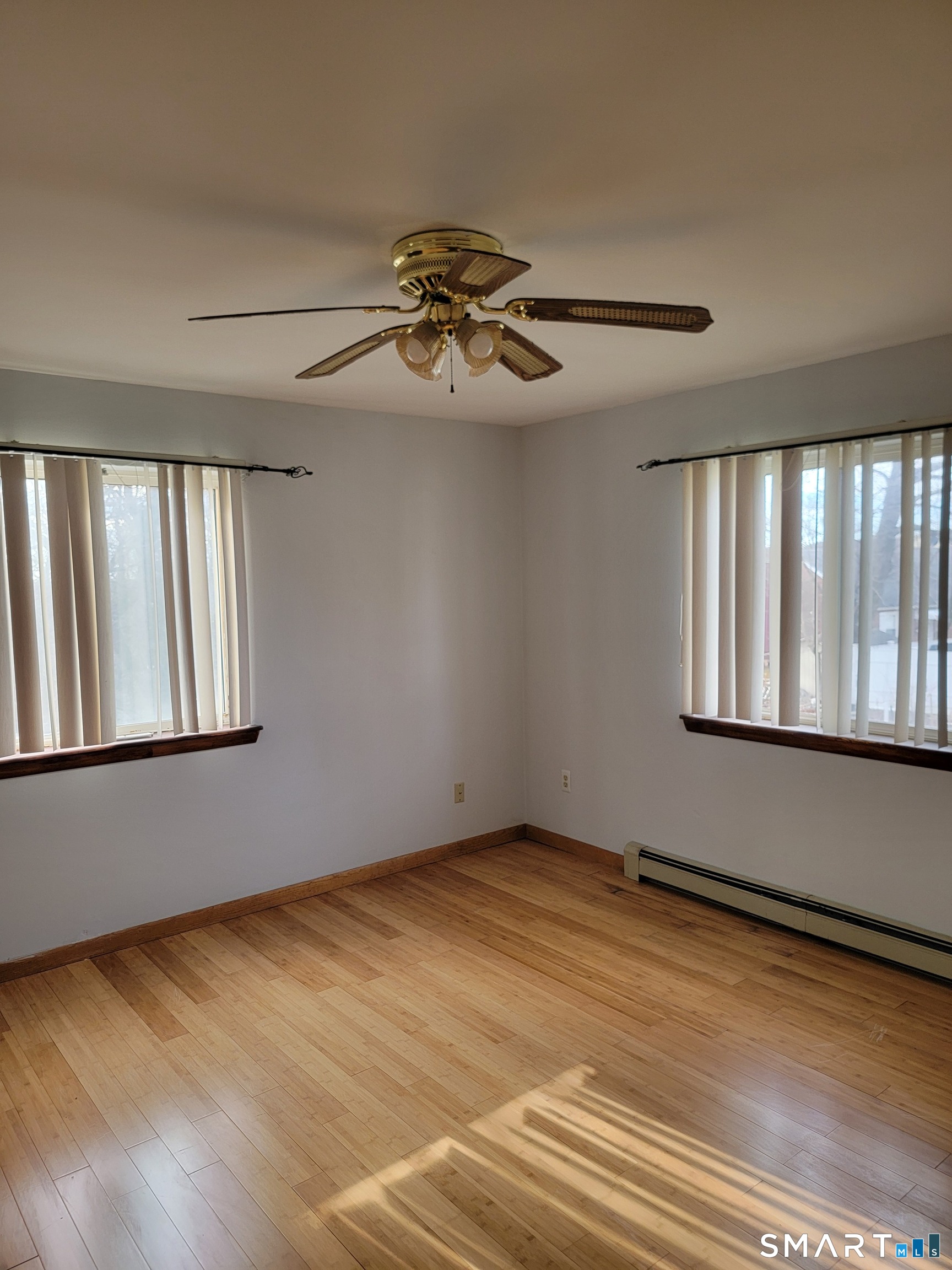 235 High Ridge Drive Bridgeport, CT 06606 - Photo 16 of 31