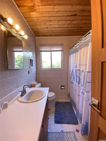 $7,000 | 11 Seneca Street, Ocean Beach, NY 11770