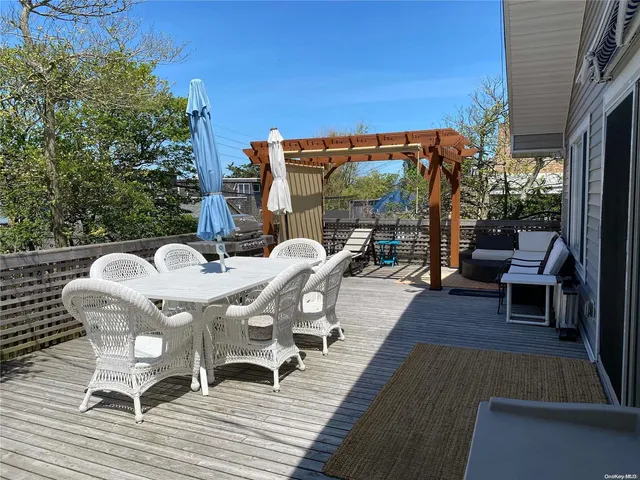 $7,000 | 11 Seneca Street, Ocean Beach, NY 11770