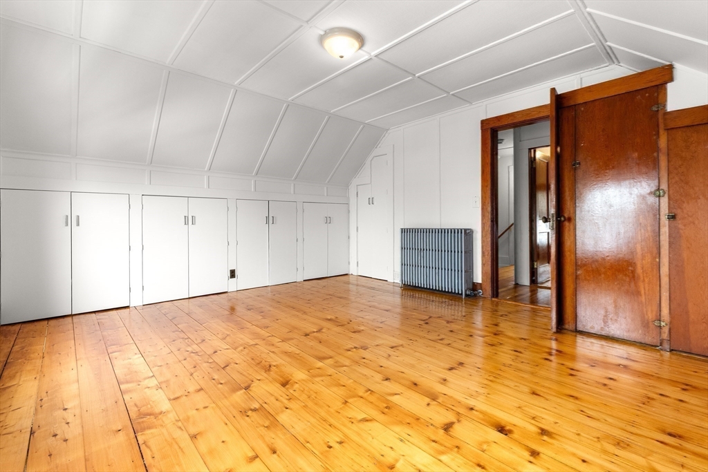 19 Trask Street, Unit 2 Gloucester, MA 01930 - Photo 27 of 36