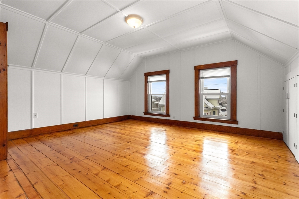 19 Trask Street, Unit 2 Gloucester, MA 01930 - Photo 28 of 36