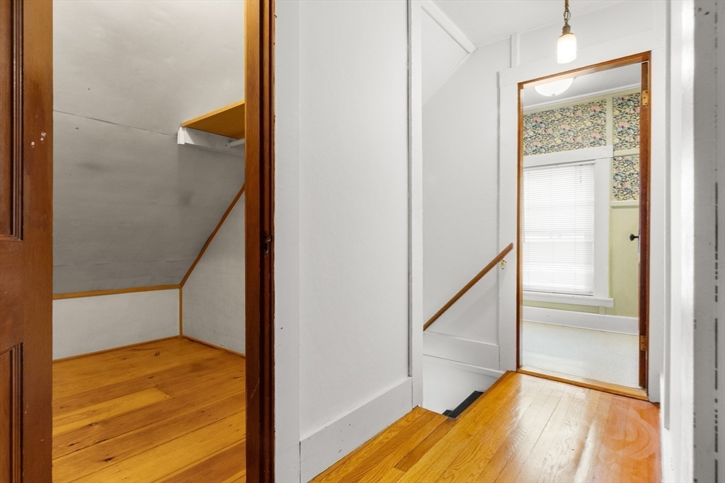 19 Trask Street, Unit 2 Gloucester, MA 01930 - Photo 29 of 36