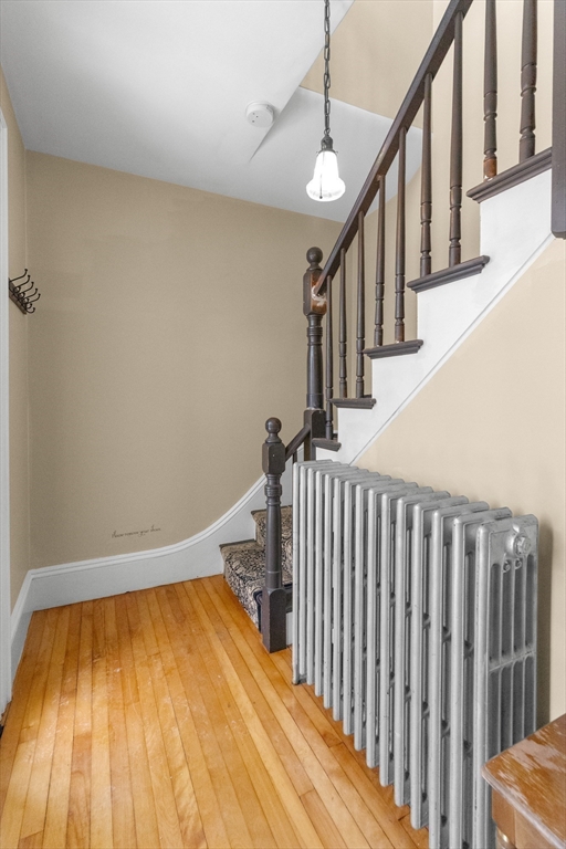 19 Trask Street, Unit 2 Gloucester, MA 01930 - Photo 5 of 36