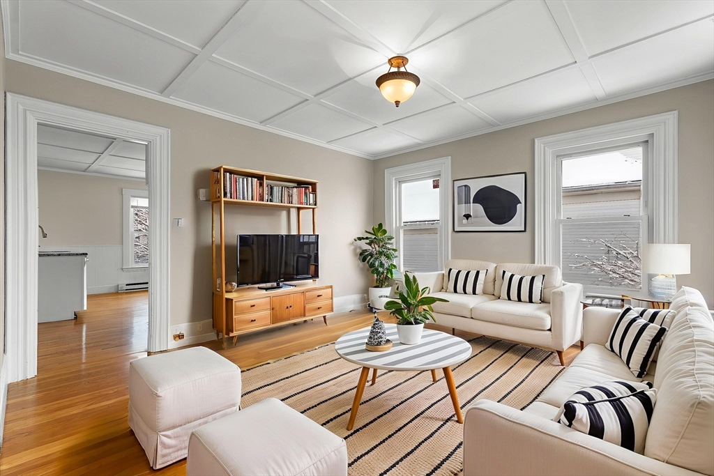 19 Trask Street, Unit 2 Gloucester, MA 01930 - Photo 8 of 36