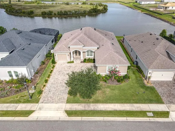 $948,800 | 8461 Bridgeport Bay Circle, Mount Dora, FL 32757