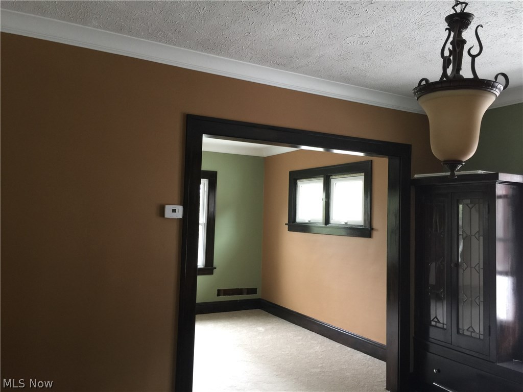 3632 Chelton Road Cleveland, OH 44120 - Photo 6 of 24