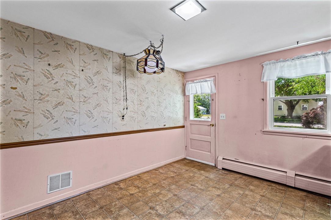 166 Wood Road Greece, NY 14626 - Photo 14 of 46