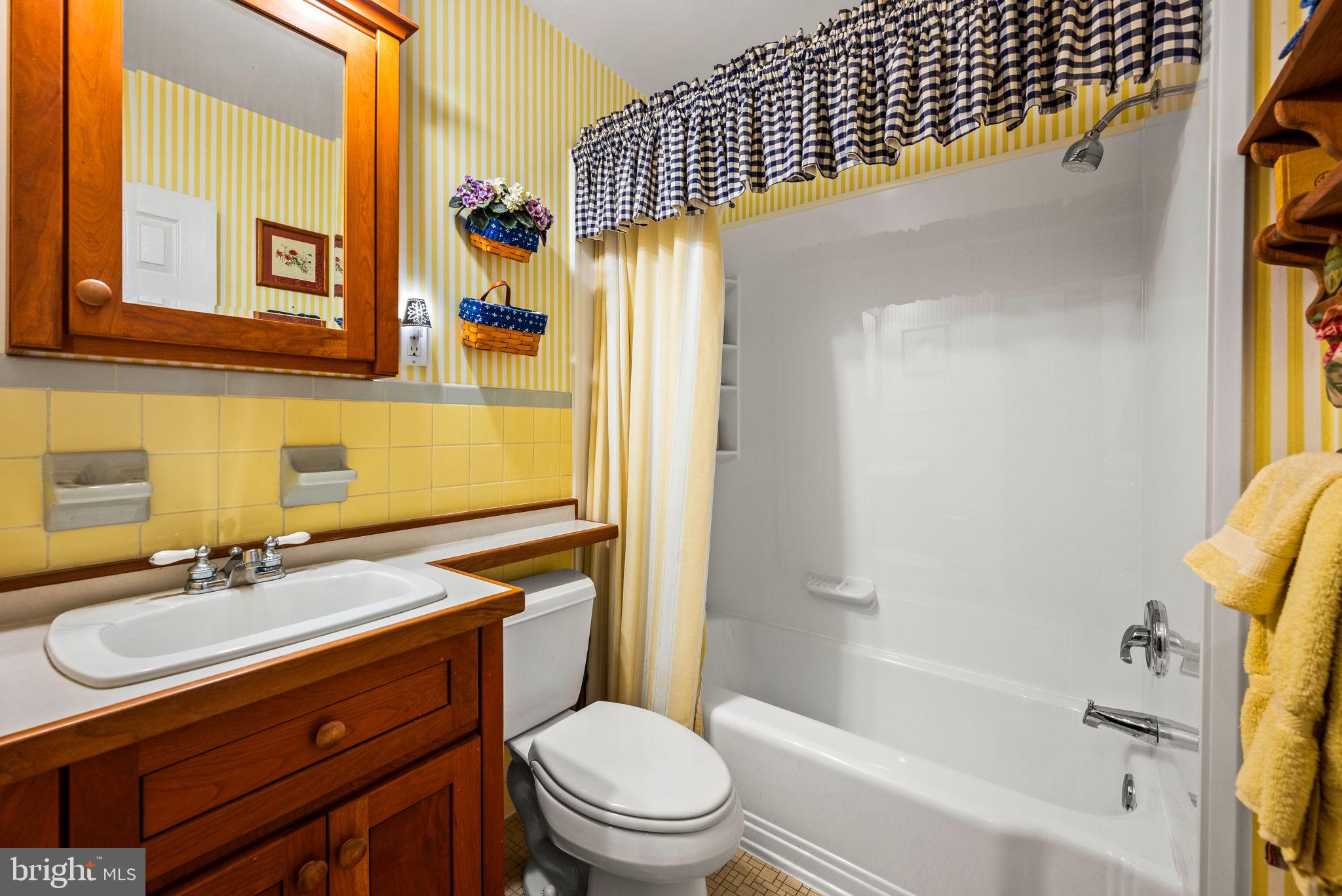 1 Arrowhead Trail Media, PA 19063 - Photo 19 of 34 Fully Bathroom