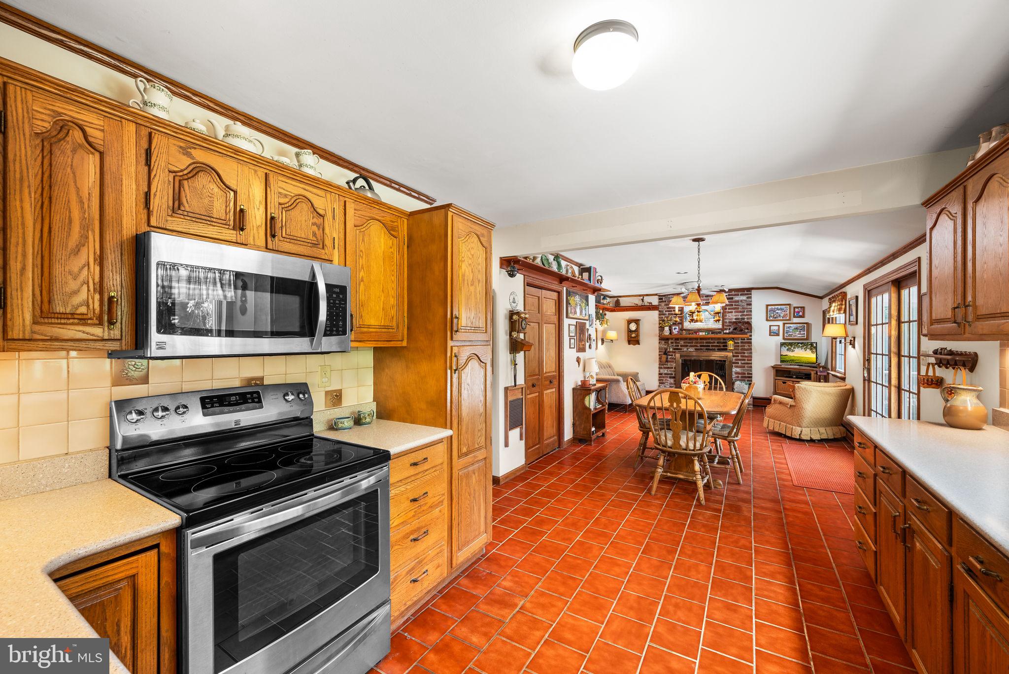 1 Arrowhead Trail Media, PA 19063 - Photo 8 of 34 Kitchen