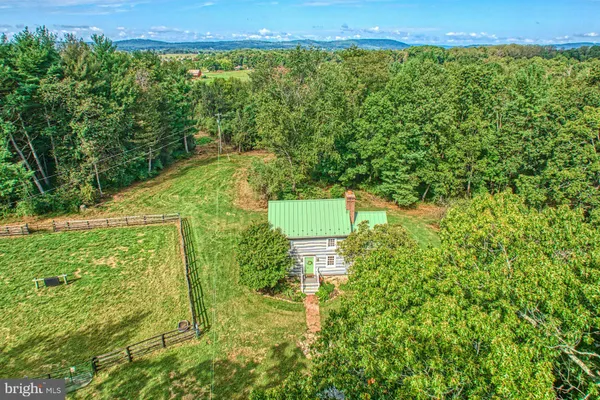 $2,500,000 | 43470 Evans Pond Road, Leesburg, VA 20176
