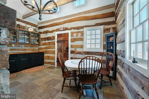 $2,500,000 | 43470 Evans Pond Road, Leesburg, VA 20176