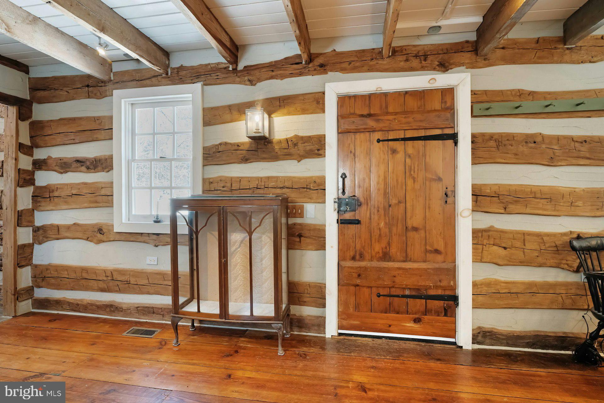 43470 Evans Pond Road Leesburg, VA 20176 - Photo 62 of 114 a view of a entryway door