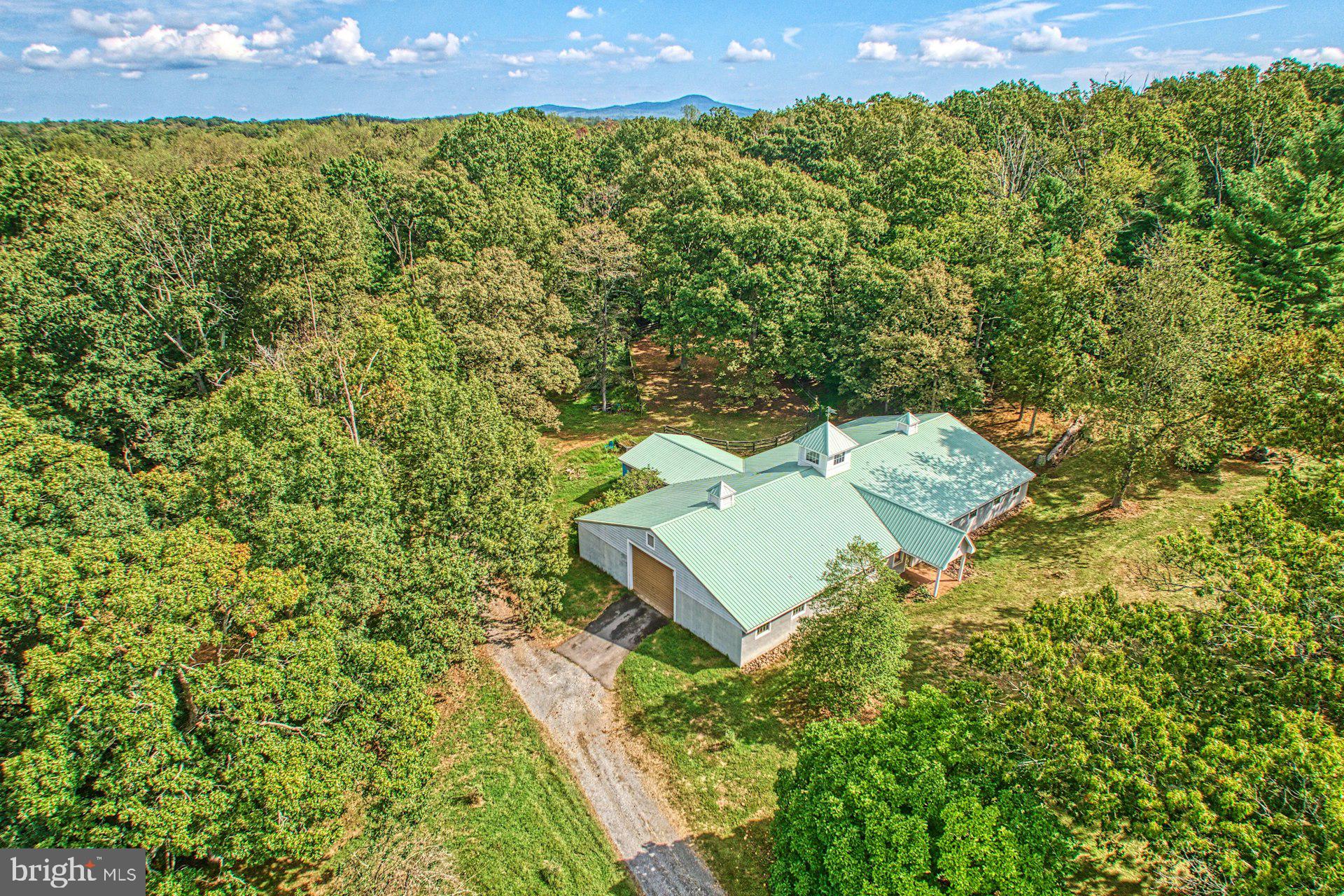 43470 Evans Pond Road Leesburg, VA 20176 - Photo 65 of 114 New roof on barn