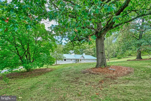 $2,500,000 | 43470 Evans Pond Road, Leesburg, VA 20176