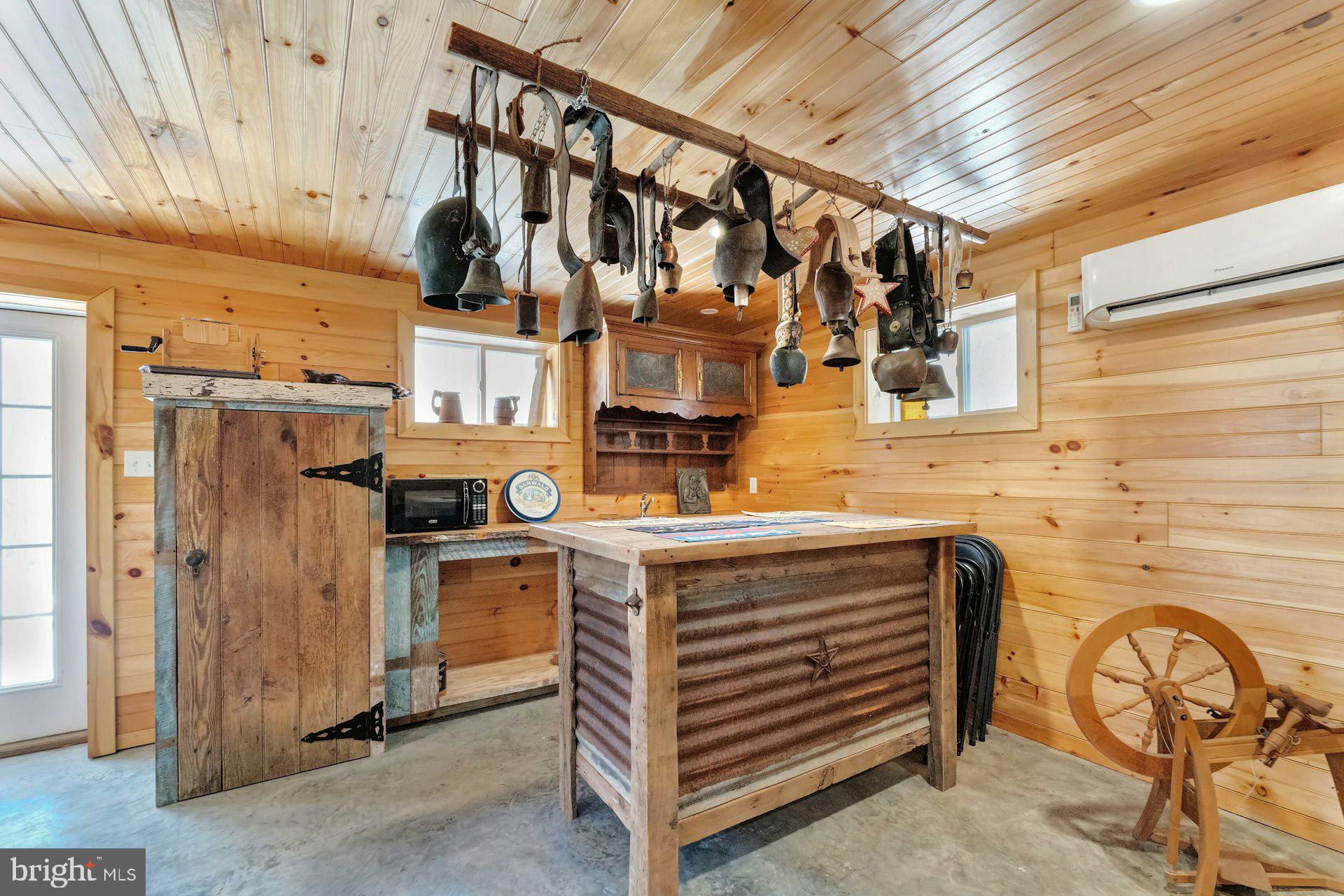 43470 Evans Pond Road Leesburg, VA 20176 - Photo 71 of 114 a view of a storage & utility room