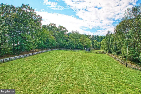 $2,500,000 | 43470 Evans Pond Road, Leesburg, VA 20176